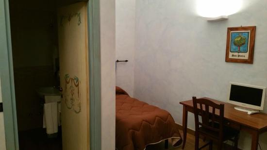 B&B Palazzo Cappa Л'Аквіла Екстер'єр фото